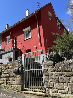 RESERVIERT: DHH mit zwei Wohnungen - Idyll für Naturliebhaber am Waldrand!