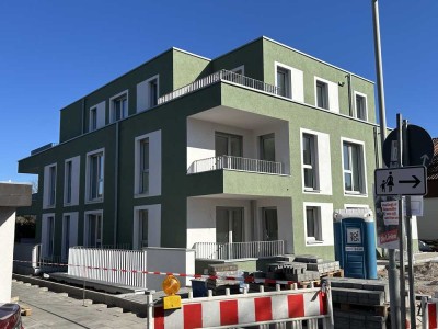 2-Zimmer-Penthouse Wohnung im Neubau mit gehobener Ausstattung mit Dachterrasse und EBK in Mainz