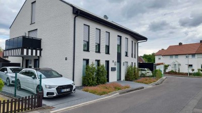 Nachmieter gesucht: schöne, möblierte 2-Zimmer-Erdgeschosswohnung mit EBK in 49808, Lingen