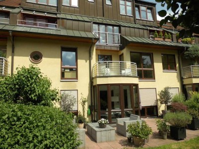 Helle 2-Zimmer-Wohnung mit Balkon und Einbauküche in Köln-Lindenthal