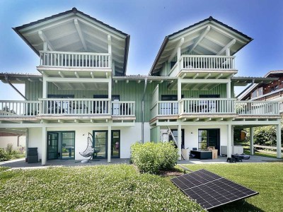 Exklusive und moderne 126 m2 große 3-Zimmer Wohnung mit großen Balkon in Rimsting