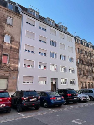 Exklusive 3-Zimmer-Maisonette-Wohnung mit Dachterrasse und Einbauküche
