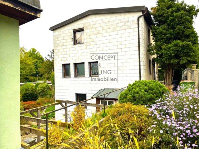 Haus &amp; Garten 712m2 | nahe Naturpark &amp; Grünoase Liesing | 2-3 Wohneinheiten | 2 Nebengebäude | Garage | ideal für Immobilienprojekt