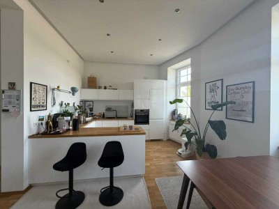 Attraktive, sanierte 4-Zimmer Wohnung mit Altbaucharme