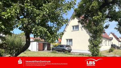 Haushälfte - 5 Minuten zum Ostseestrand