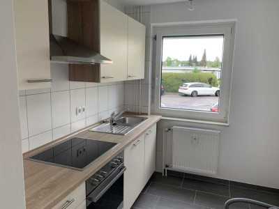 Schöne ruhige drei Zimmer EG Wohnung in Nürnberg, Fischbach - zentrale Lage