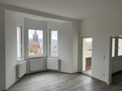 Modernisierte 135 m²-Wohnung im 2. OG – Mit Balkon & ideal für Wohnen oder Gewerbe