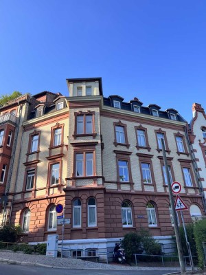5-Zimmer-Wohnung mit Balkon und Traumblick im Eisenacher Südviertel inkl. Einbauküche