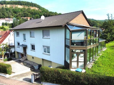 Gut vermietetes  Zweifamilienhaus in Kreimbach!