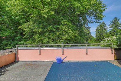 Sonne tanken über den Dächern!