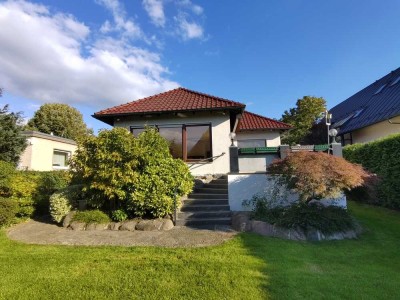 Attraktives EINFAMILIENHAUS auf ca. 750 m² Grundstück mit Tiefgarage & Sauna in HEILIGENSEE