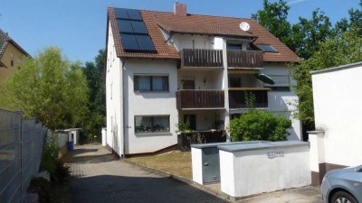 Attraktive 2-Z-DG-ETW mit EBK, Balkon, Keller, Garage + Stellplatz