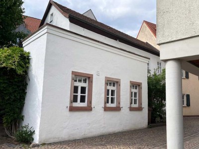 Charmantes Einfamilienhaus in Aschaffenburg Stadtmitte mit 4 Zimmern