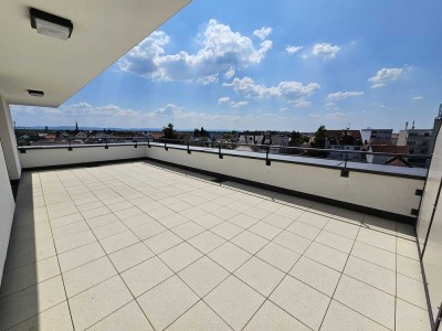 4-Zimmer-Penthouse mit gr. Dachterrasse und atemberaubendem Ausblick (NK inkl. Strom!)