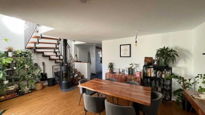Stilvolle 3-Zimmer Maisonette Wohnung mit Kaminofen
