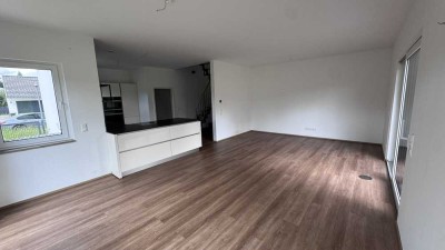 Moderne Doppelhaushälfte KFW55 ruhig zentral Hunderdorf - Eigennutzer oder Anleger