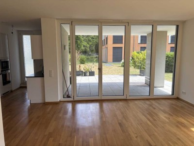 Exklusive 2-Zimmer-Terrassenwohnung mit gehobener Innenausstattung in Sachsenhausen