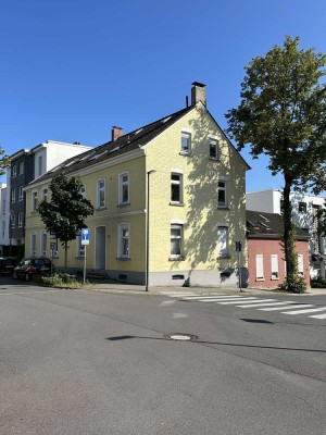 4,5-Zimmer Altbauwohnung im Herzen von Haan