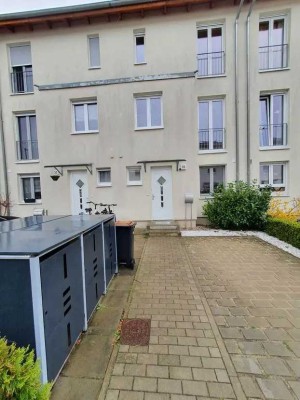 Freundliches RMH mit EBK in Falkensee direkt an der Berliner Stadtgrenze