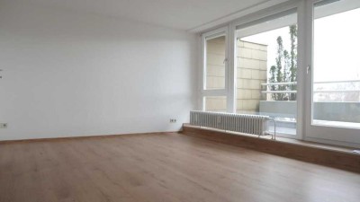 Schöne 2,5-Raum-Wohnung mit Balkon und Einbauküche in BöblingenBöblingen
