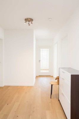 4-Zimmer-Erdgeschosswohnung mit gehobener Innenausstattung mit Einbauküche