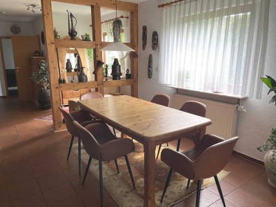 ++Alle unter einem Dach - Mehrgenerationenwohnen plus Pool,  Doppelgarage und Stellplatz ++