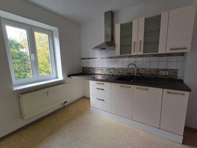 Wohnung mit Einbauküche inclusive - 2. OG rechts