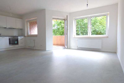 Bitte online anfragen! Friedrich-Ebert-Ring, 2 Zi- Wohnung mit Balkon, Einbauküche und Tiefgarage