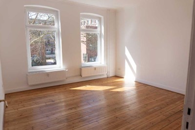 Attraktive 2-Zimmer-Altbauwohnung im Herzen von Kiel – Erstbezug nach Sanierung!
