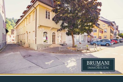 BRUMANI | Exklusive Chance: Entmietetes Stadthaus mit Gewerbe im Herzen von Sulzburg