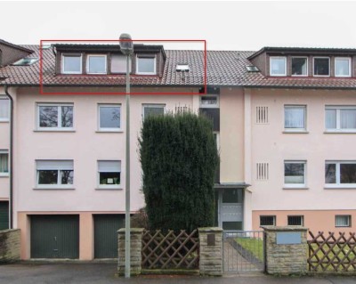 Mai 2024 sanierte 3-Zimmer-DG-Wohnung mit Einbauküche in Stuttgart-Sonnenberg