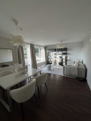 Frei!  VB! sonnendurchflutete 2,5-Zi Whg mit gr. Balkon und EBK in Meerbusch Bösinghoven