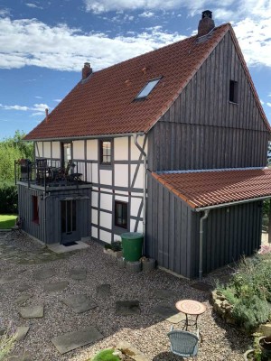 ENERGETISCH TOP SANIERTES FACHWERKHAUS IN TRAUMLAGE