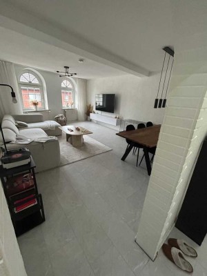 Großzügige 3-Raum-DG-Wohnung zentral gelegen in Herne-Wanne zu vermieten