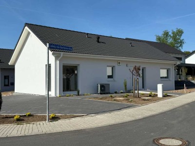 EFH mit Terrasse, Gartenanteil & Stellplatz in ruhiger Lage Bad Hersfelds