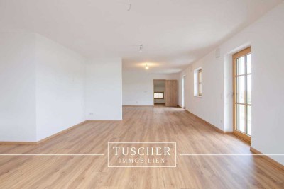 Neubau - Großzügige & modern ausgestattete 4-Zi.-DG-Whg. auf dem Land!