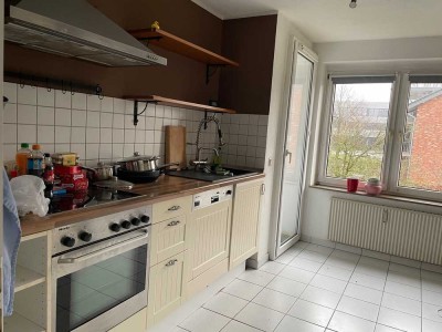 Gepflegte 3 Zimmer Wohnung mit Balkon