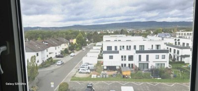 1431 Schöne  3 Zimmer Mietwohnung mit Balkon und 2 Stellplätzen in Ingelheim-West