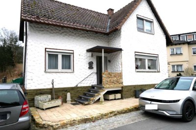 Renoviertes Wohnhaus im östlichen Landkreis