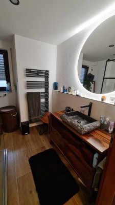 Schöne, modernisierte Erdgeschosswohnung von Privat zu erwerben