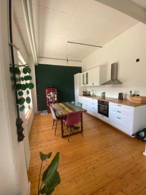 Freundliche 1,5-Zimmer-Loft-Wohnung mit Einbauküche in Leimen