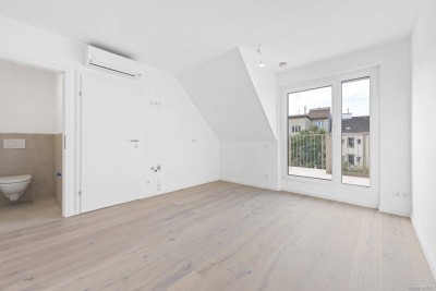 DAHEIM IN HERNALS - DACHGESCHOSS MIT HERRLICHER SÜD-TERRASSE