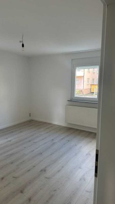 Exklusive, modernisierte 3-Zimmer-Wohnung mit EBK in Heilbronn