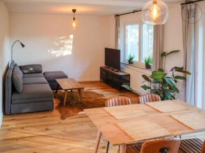 Modern möblierte 2-Zimmer-Wohnung bei Lindau mit Terrasse und Stellplatz