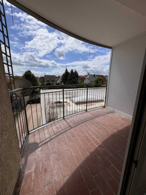 schöne 2 Raum Wohnung mit Balkon im 1 Obergeschoss