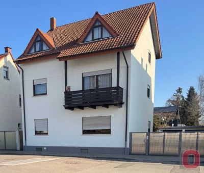 Charmantes 2-Fam.-Haus mit großzügiger DG-Maisonette-Wohnung - Ideal für Wohnen & Vermieten
