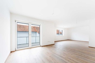 ERSTBEZUG *Hochwertige 3-Zimmer-Wohnung mit überdachtem Westbalkon* -