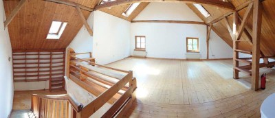 ★ Stilvolle Bauernhaushälfte mit Charme und Atelier-Galerie ★