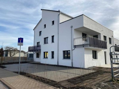 Neuwertige 3-Zimmer Luxuswohnung im 1
. OG in Pforzheim-Huchenfeld