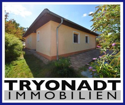 Charmanter Bungalow mit traumhaft großem Garten